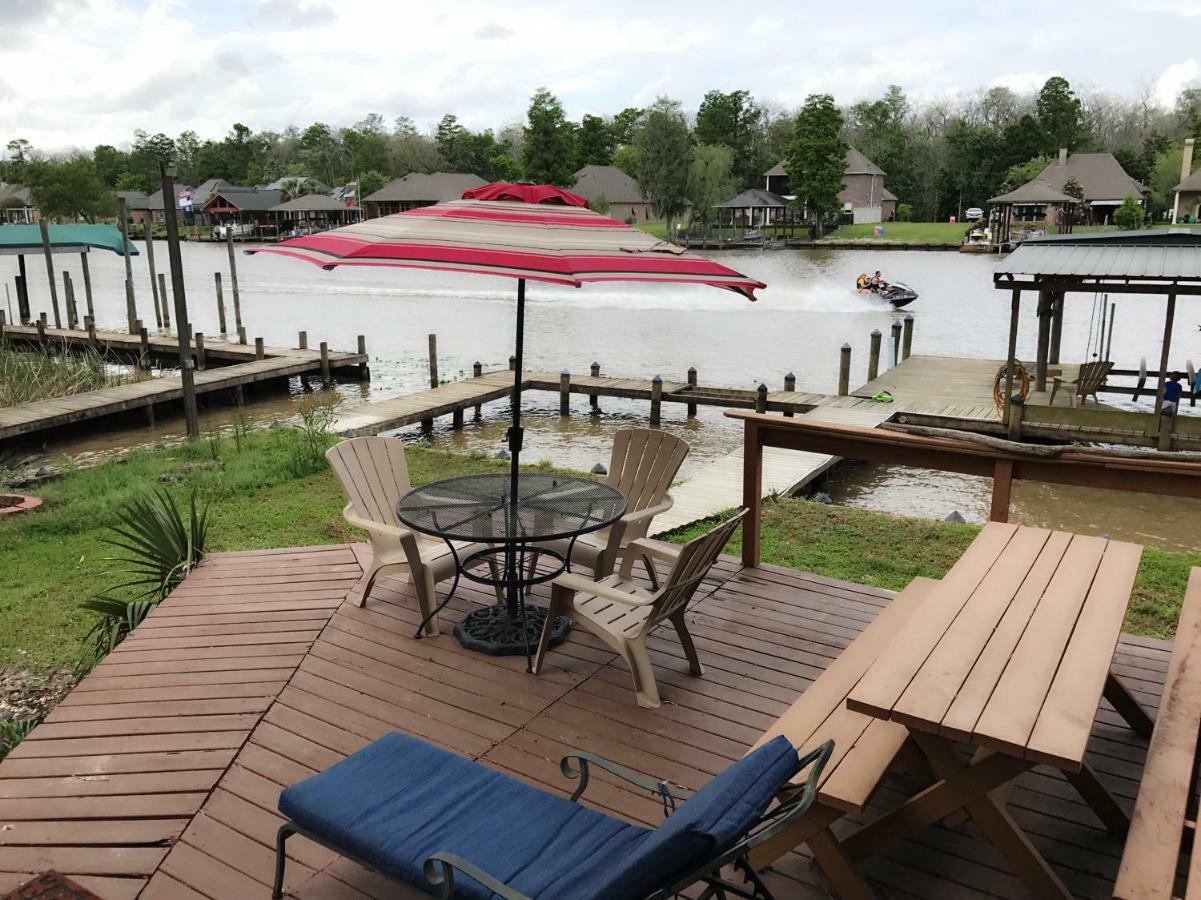 Cozy Cabin On The Bayou Villa Maurepas Exterior photo